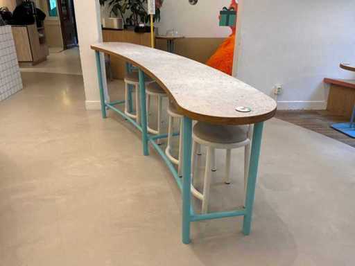 Satellite - Other restaurant furnishings