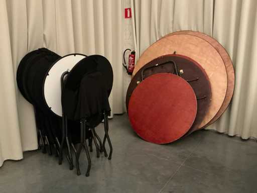 Lot of standing tables and round tables