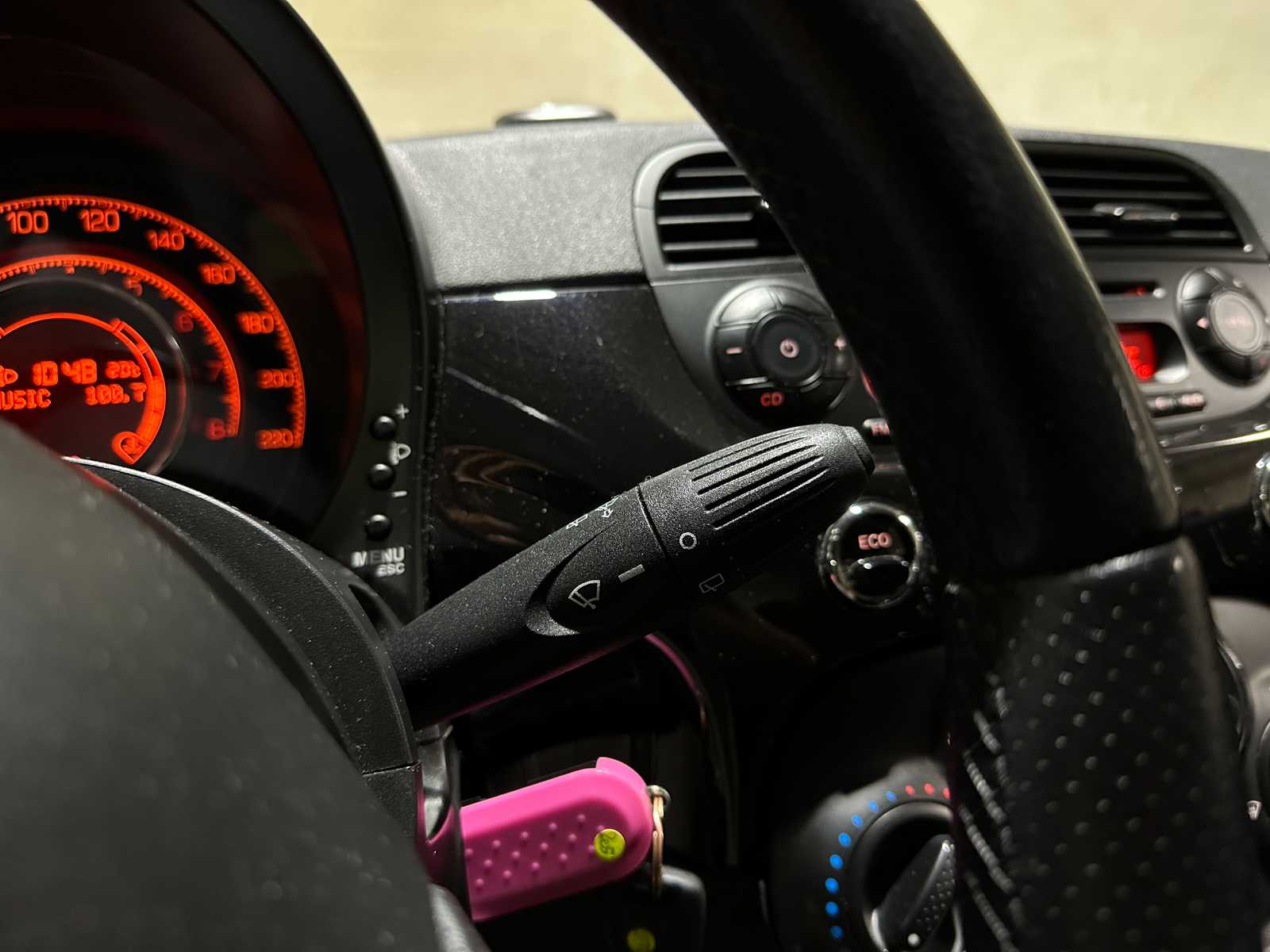 Fiat 500 0.9 TwinAir By Diesel 86pk 2013, 8-KGN-65