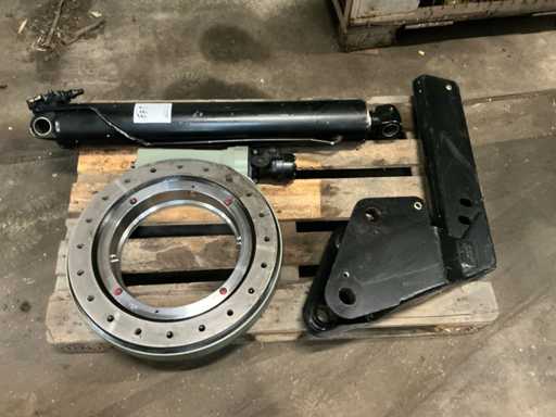 Draaikrans, werkcilinder en PM jib