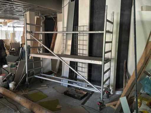 Clusters Mobile Scaffold