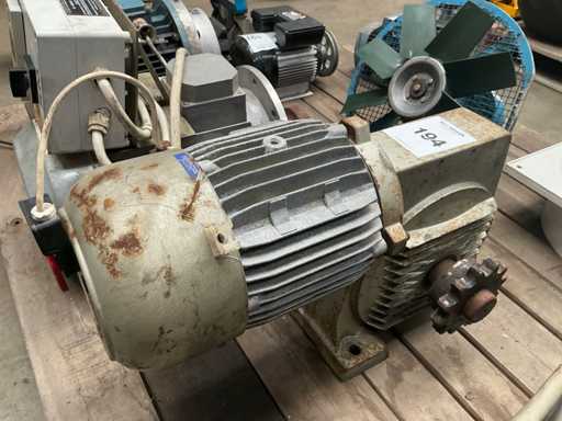 Garog Elektromotor met vertragingskast