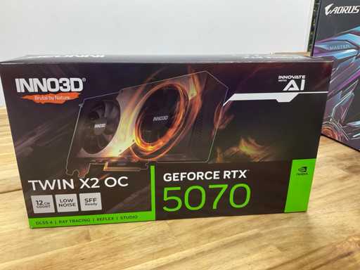Scheda video Inno3D Twin X2 OC Nvidia Geforce RTX 5070