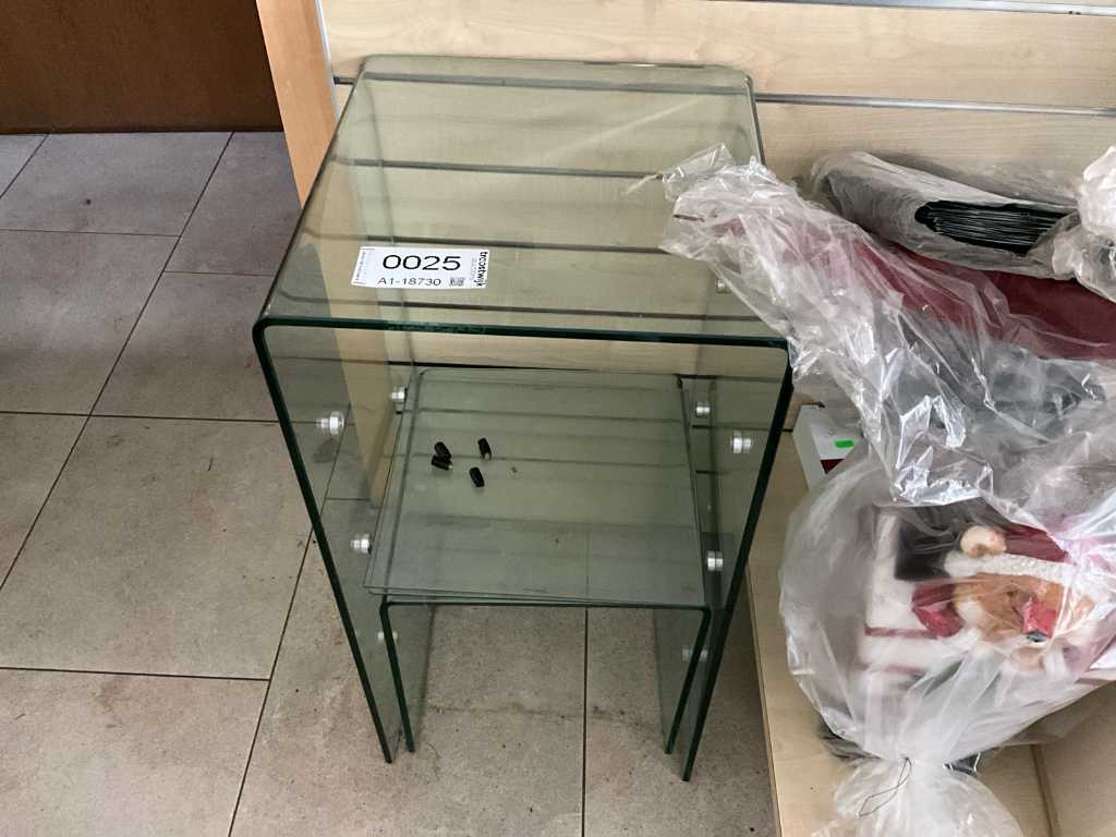 Szklany stolik boczny (8x)