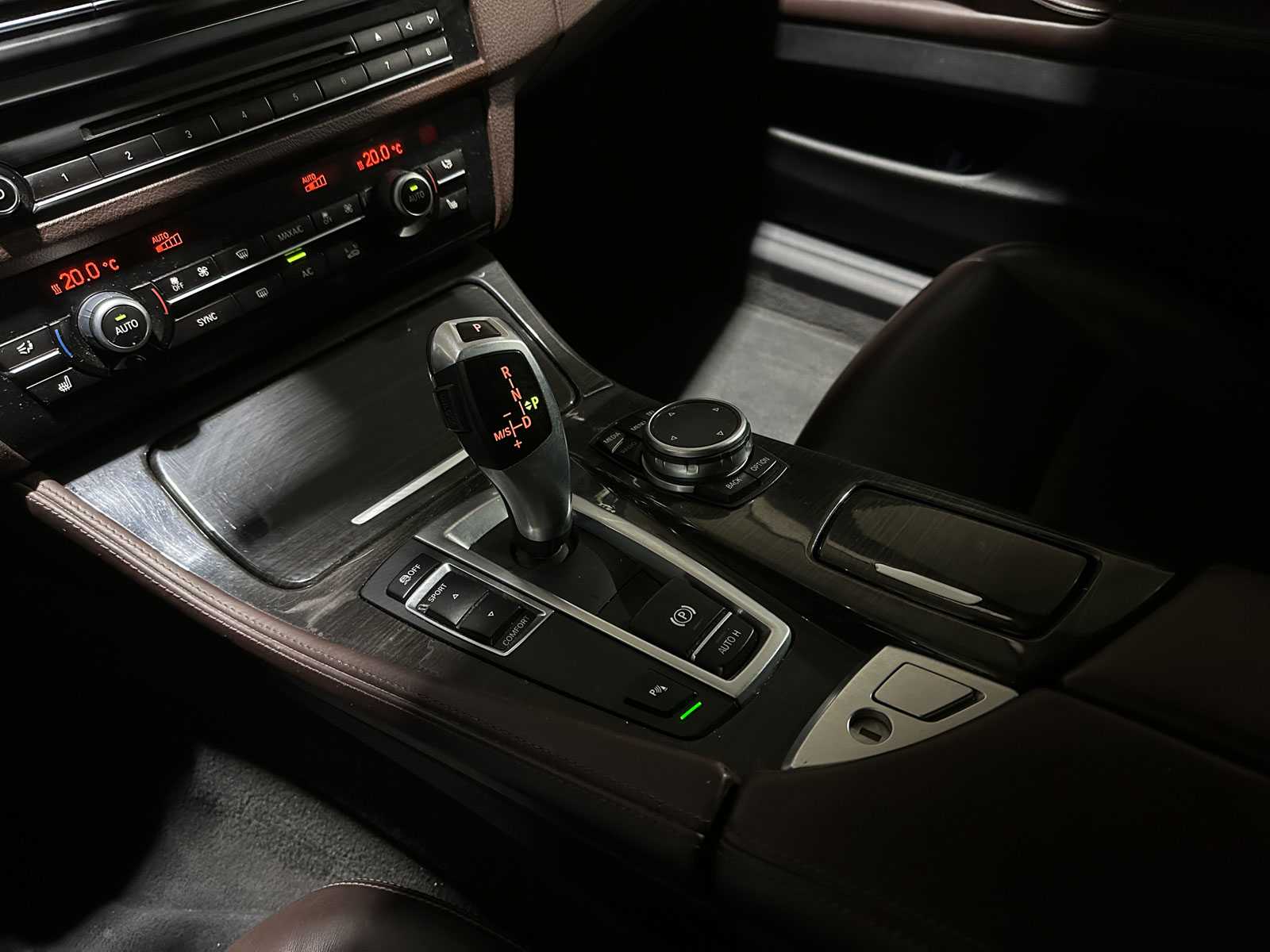 BMW 520d Touring M Sport Edition 190pk 2015 5-serie, ZV-643-T