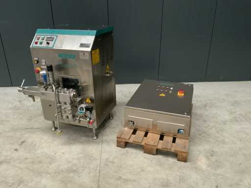 Netzsch Omega 6 Homogenisator