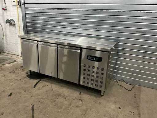 Établi réfrigéré Combisteel 7950.0082