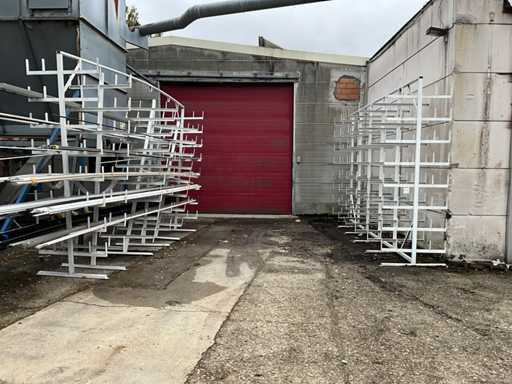 Estantería en voladizo (2x)