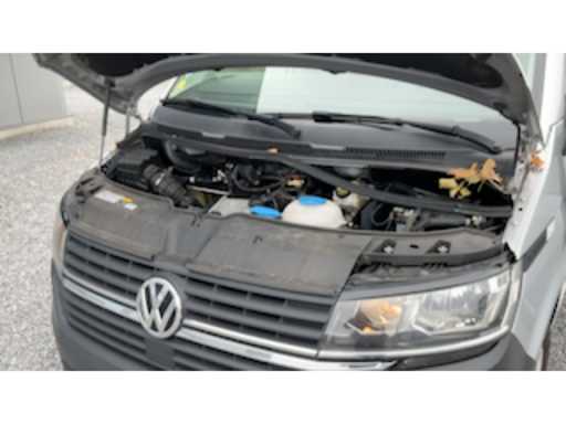 8a8ff0e9-7cac-4bc6-a945-f030c7f7063a.mp4