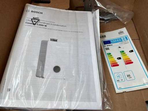Cazan de înaltă eficiență Bosch Condens 5300iW