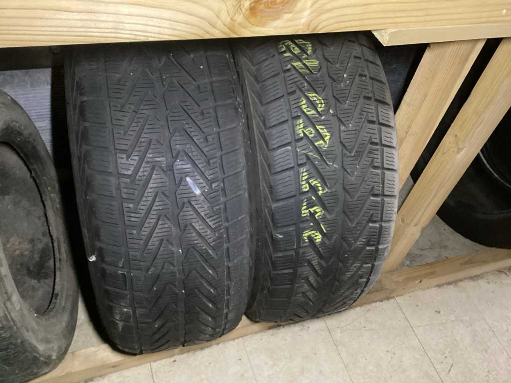 Vredestein Car Tyre (2x)