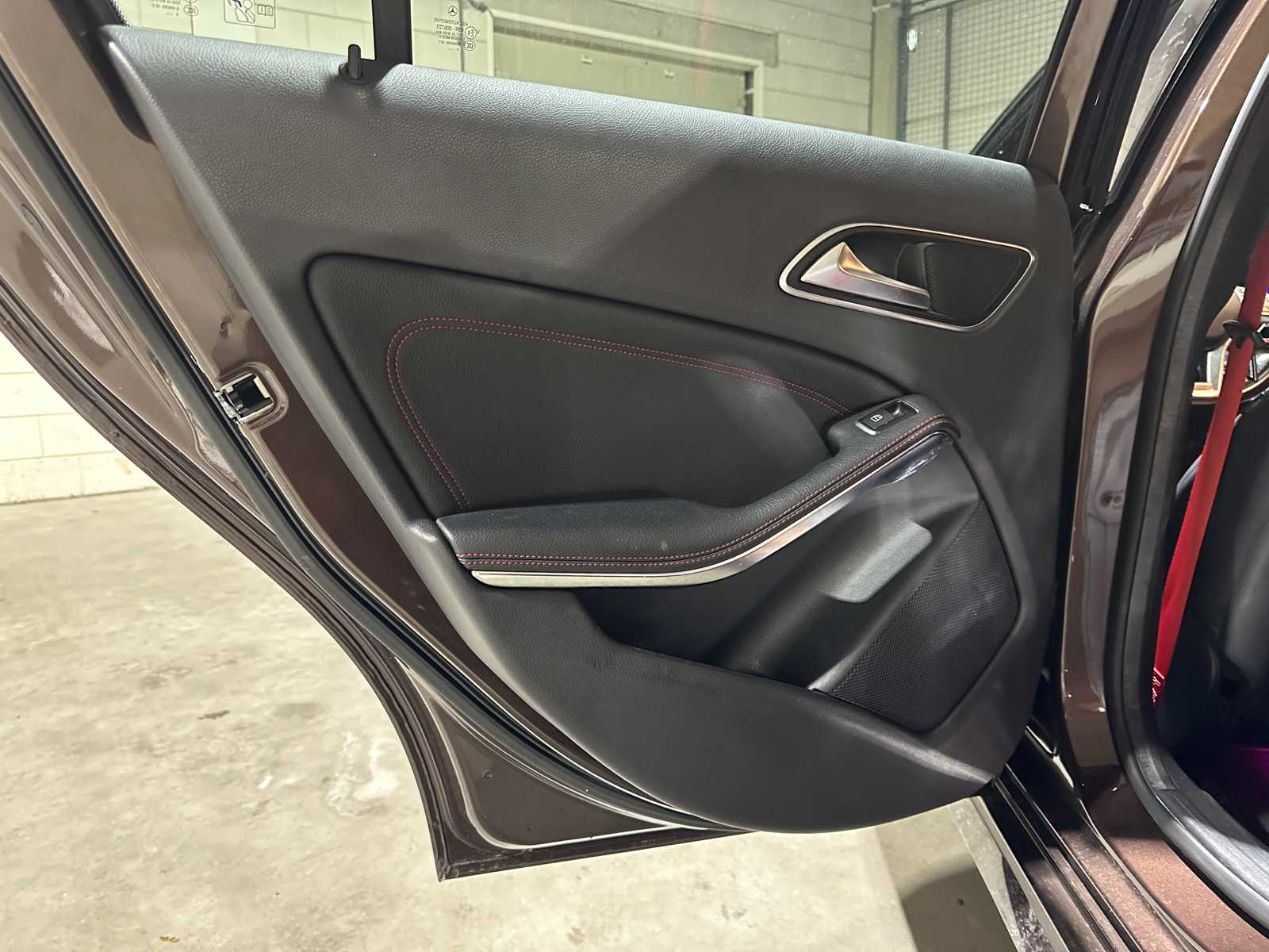 Mercedes-Benz A45 AMG 4MATIC A-klasse 360PK 2015, HST-56-D