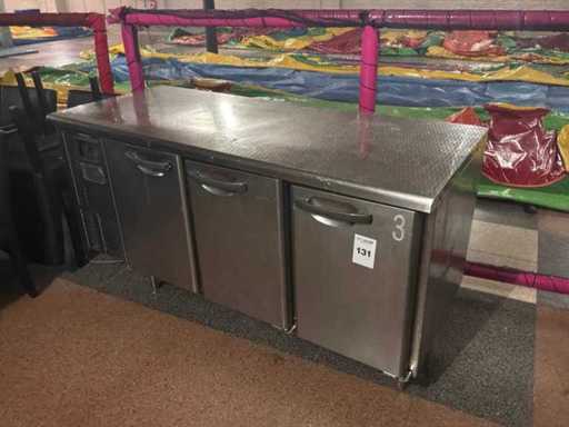 Banco da lavoro refrigerato Hoshizaki 3 porte