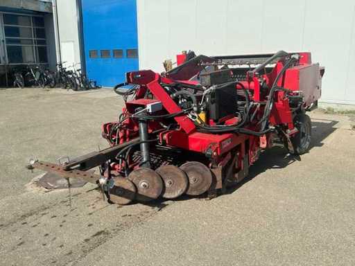 Zbieracz cebulek kwiatowych WDM DPR 2017