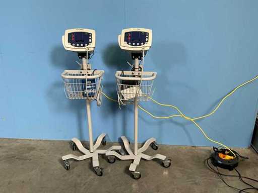 Welch-Allyn - VSM300 - Tensiomètre électronique / moniteur - 2006 (2x)