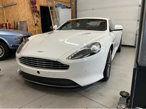2013 Aston Martin DB9 V12 Car
