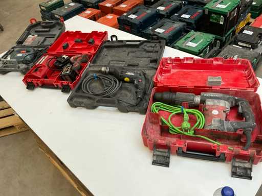 Verschiedene Werkzeuge (4x)