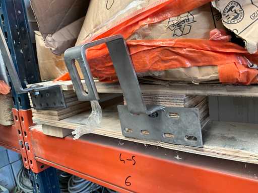 Costruzione e ganci di fissaggio (80x)