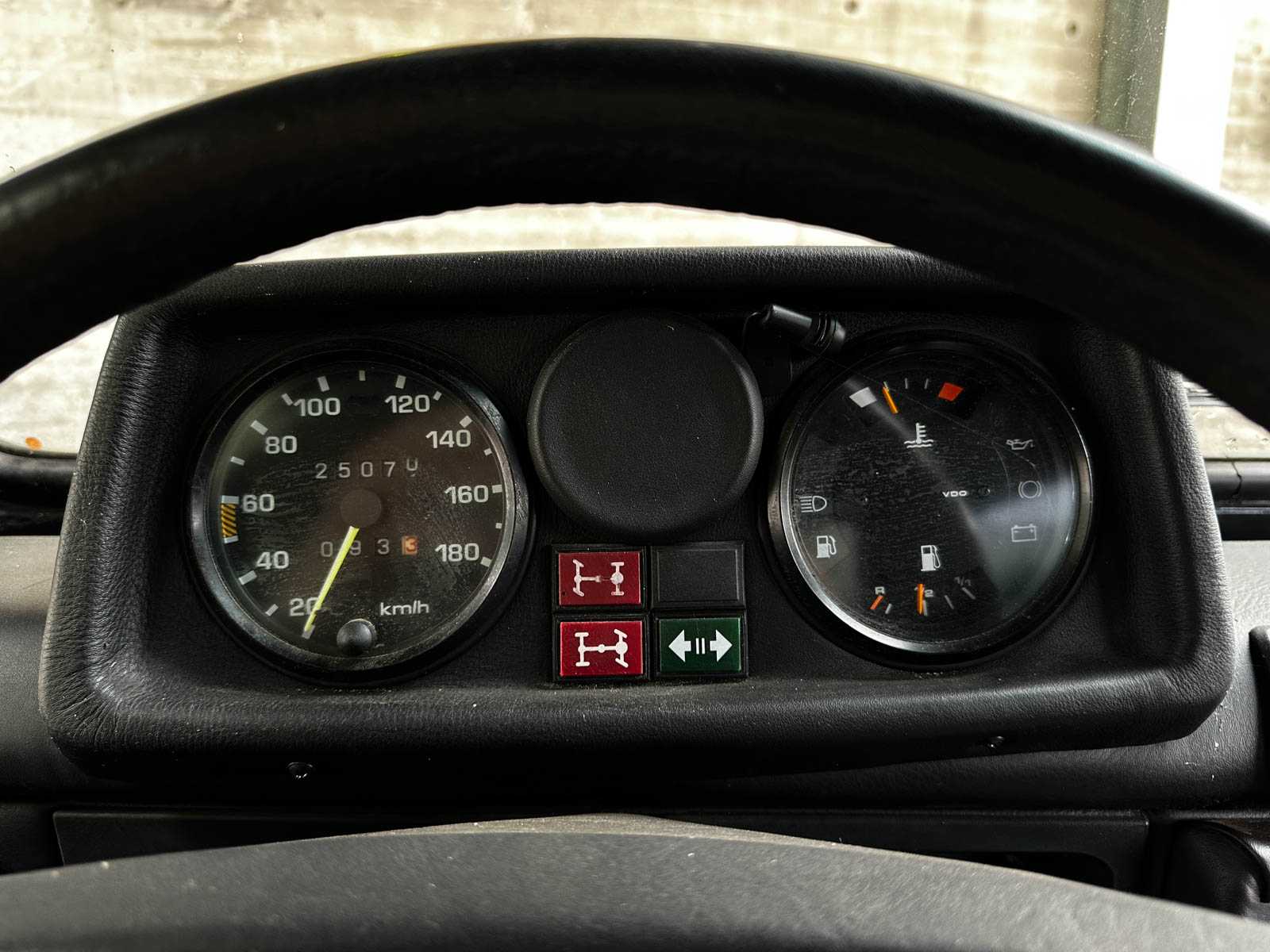 Mercedes-Benz G230 GE 125PK 1983 G-klasse, 66-HBN-1 OLDTIMER