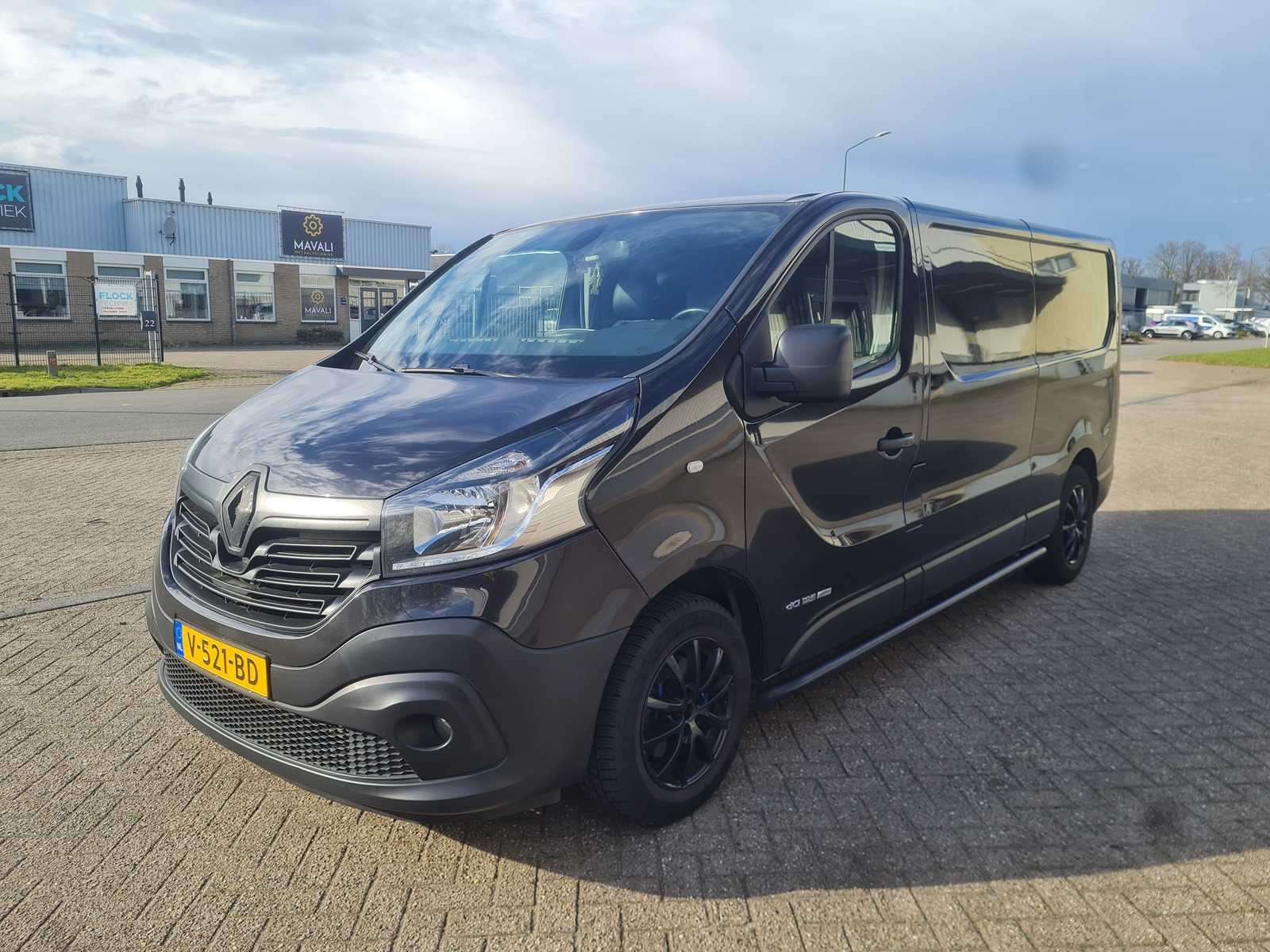 Renault - Trafic - 1.6 dCi T29L2H1LuxEn - V-521-BD