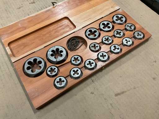 Four Star Thread Repair Kit