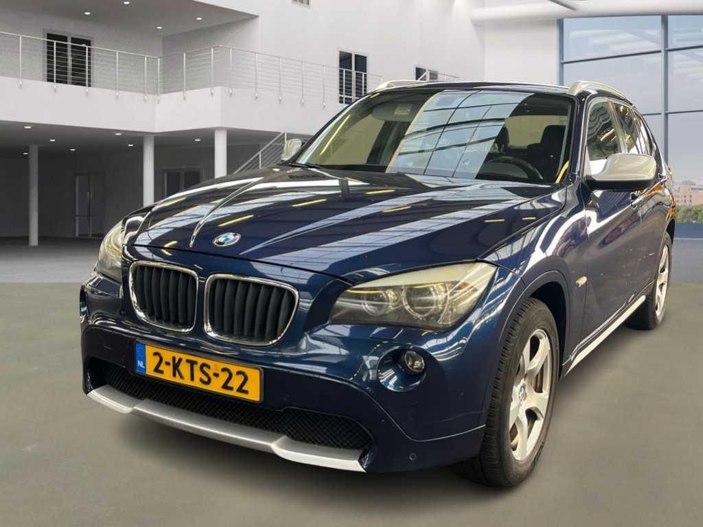 BMW X1 sDrive18i Executive; 2-KTS-22