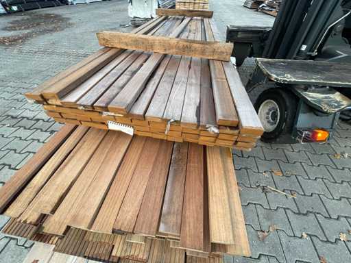 Scânduri din tec de Guyana rindeluite 3650x70x27mm (55x)