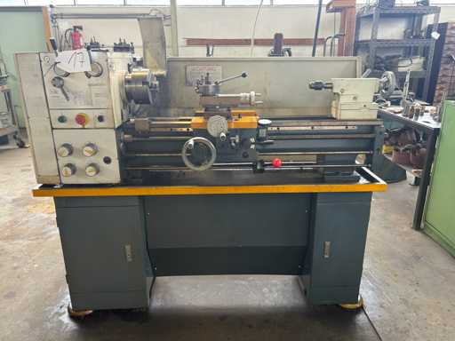 QUANTUM D310X910 SBU Lead and Pull Spindle Lathe - 2000