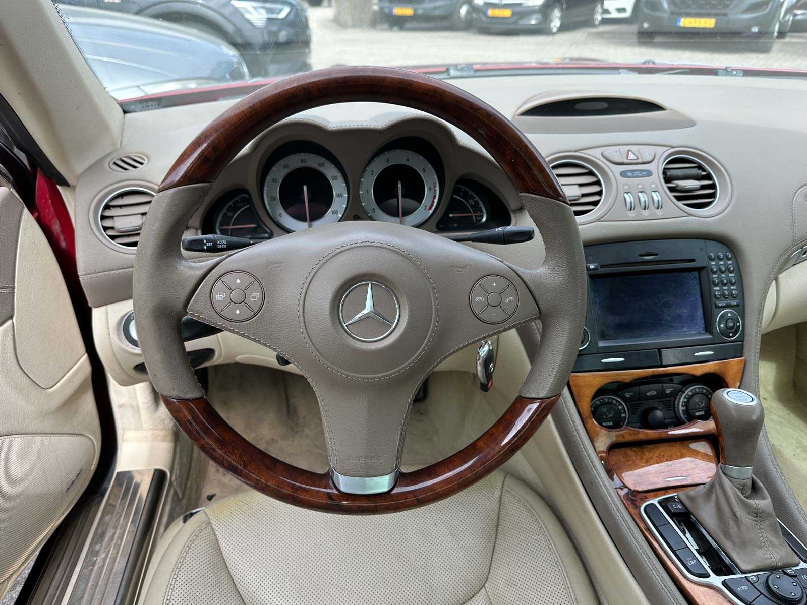 Mercedes-Benz SL550 V8 SL-klasse 382pk 2009