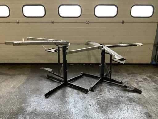 Tavolo da lavoro girevole - bracci regolabili in altezza/lunghezza (2x)