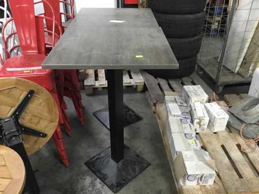 Standing table (2x)