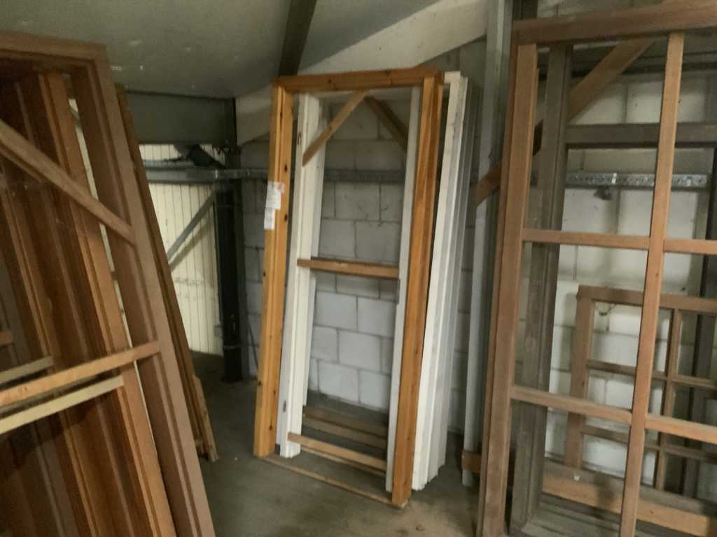 Interior door frames (5x)