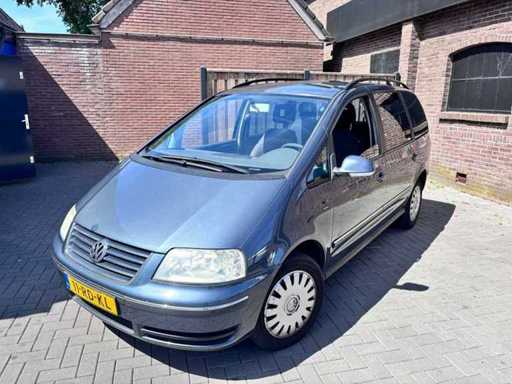 Volkswagen - Sharan - 1.8 Turbo Comfortl. - 2005 - Wagon osobowy - 11-RD-KL