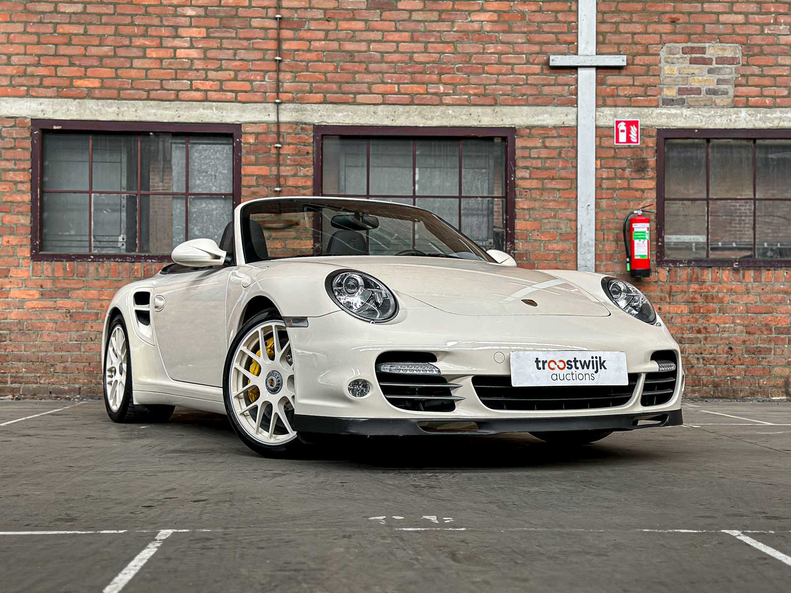 Porsche 911 Turbo Cabriolet 997.2 3.8 TT 500pk 2010 -Hardtop- Youngtimer (23.000 km) 