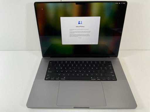 Apple MacBook Pro 16", Apple M1 Pro, 16GB RAM, 500GB NVMe Laptop