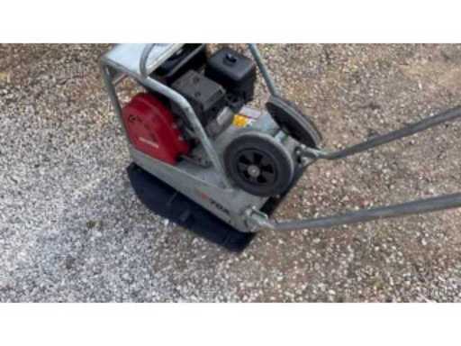 f876ff03-c31b-4d43-ae1f-015fbdc62a3e.mp4