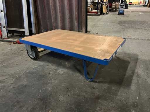 Plateforme de chargement Fetra 700x1050