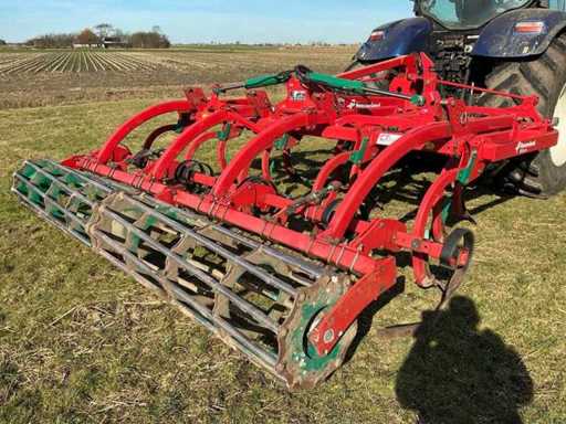 2014 Kverneland CLC Pro RFCSTxx Cultivator