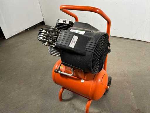 2015 Fiac FV 304-20 Kompressor 400/20L