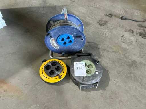 Extension cable reel (3x)