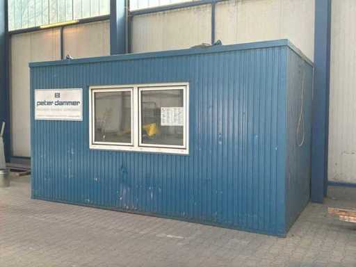 Jednostka biurowa wraz z zawartością