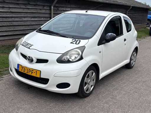 Toyota - 2009 - Aygo - 1.0-12V Access - Personenauto