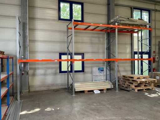 Étagère robuste, sans contenu