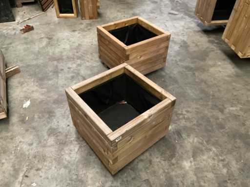 Fiori di abete impregnato - 50x50x44 cm (2x)