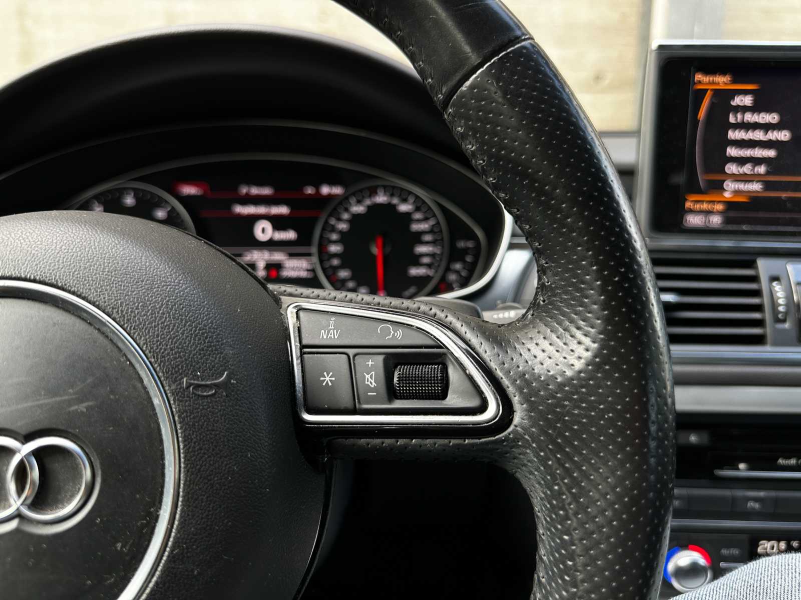 Audi A7 Sportback 2.8 V6 FSI quattro S edition 204pk 2014 (Origineel-NL), 2-XHH-08