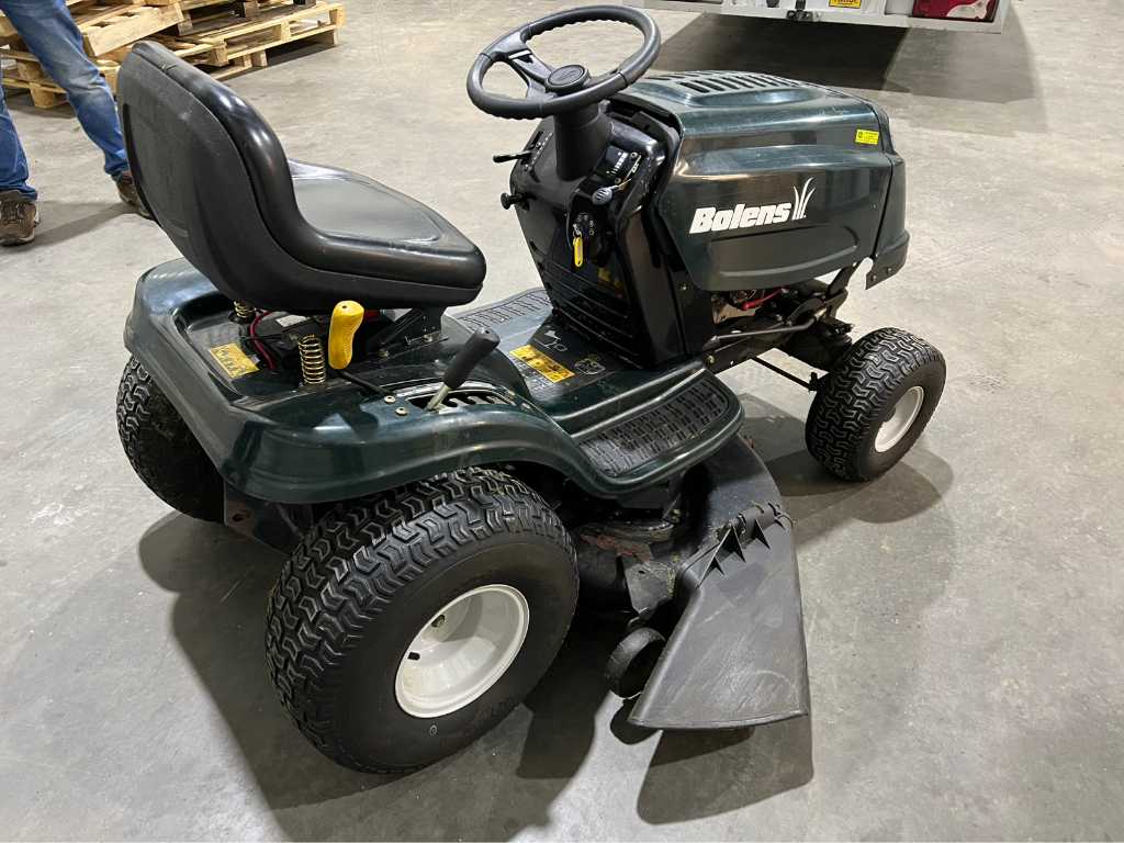 Bolens ride on sale on mower