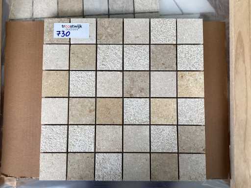 Natuursteen Limestone Beige Mix 5x5 cm Mozaïektegel 30x30 cm 225 stuks