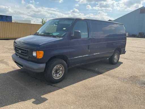 Auto passeggeri Ford E150 del 2006