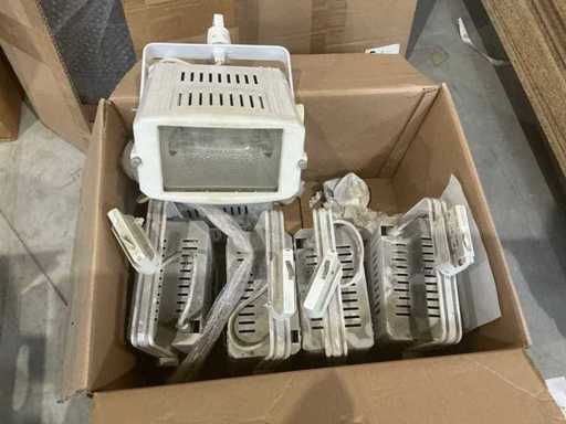 Iluminat la magazinul de petreceri