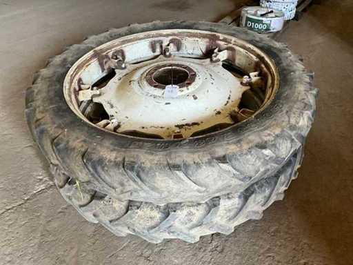 Pneumatico corto Michelin Row con cerchio